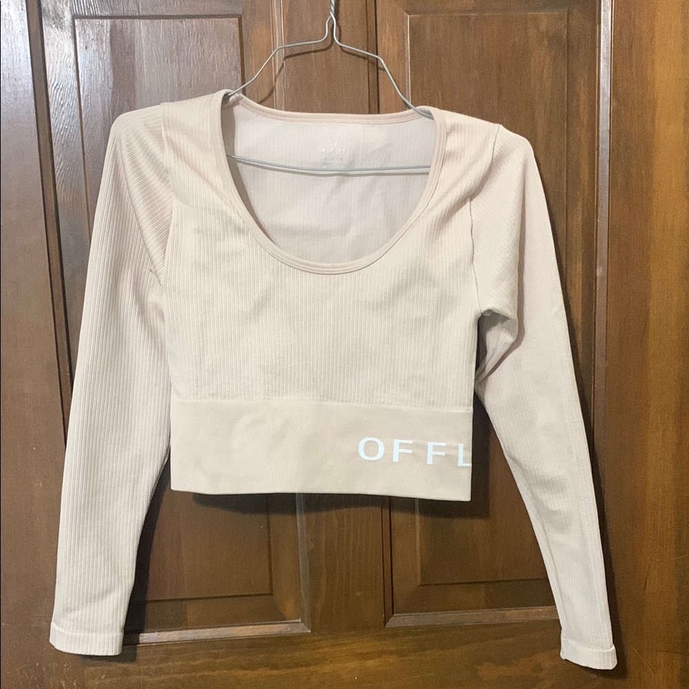 Aerie Cream and Pink Athletic Long Sleeve Crop Top